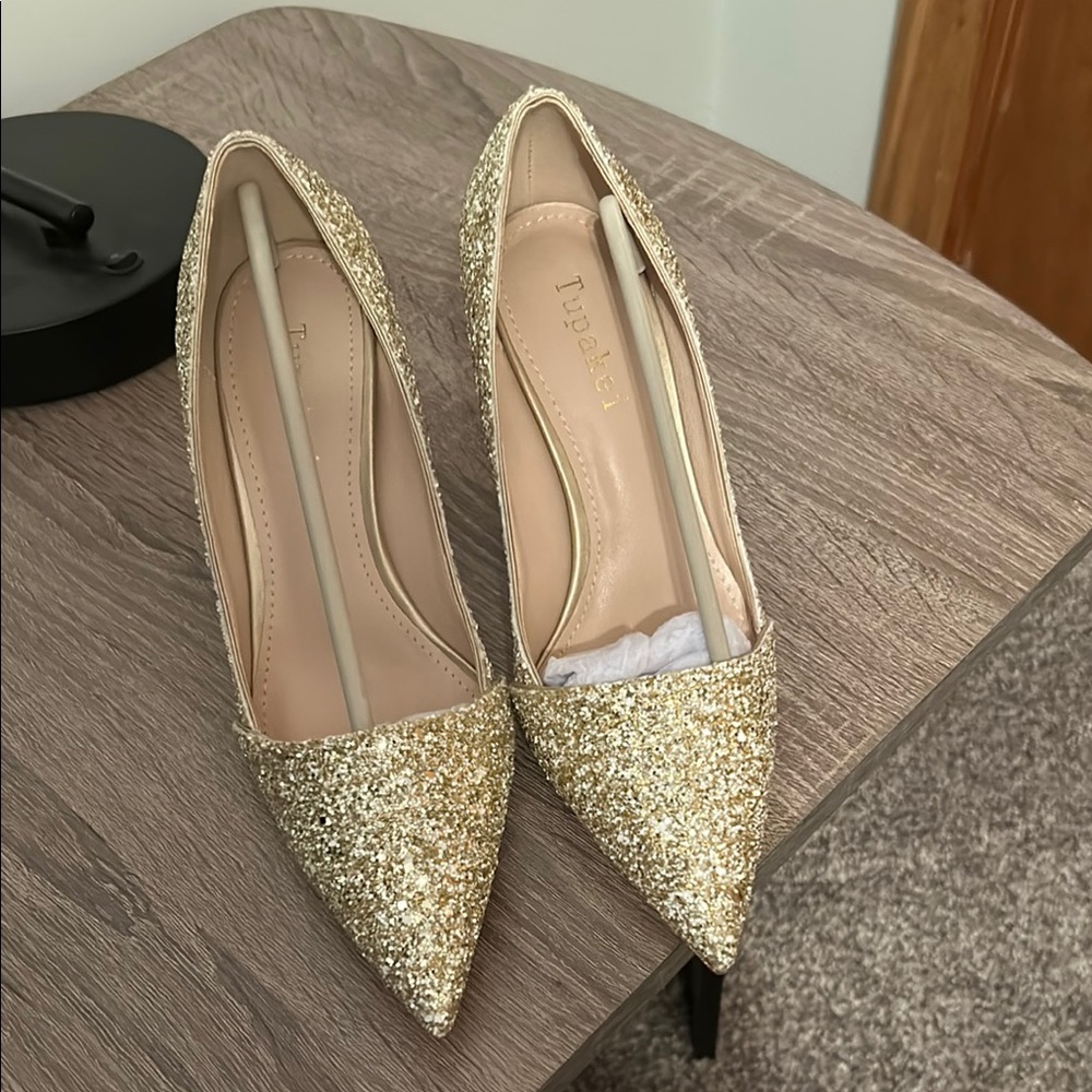 Gold Glitter Pumps